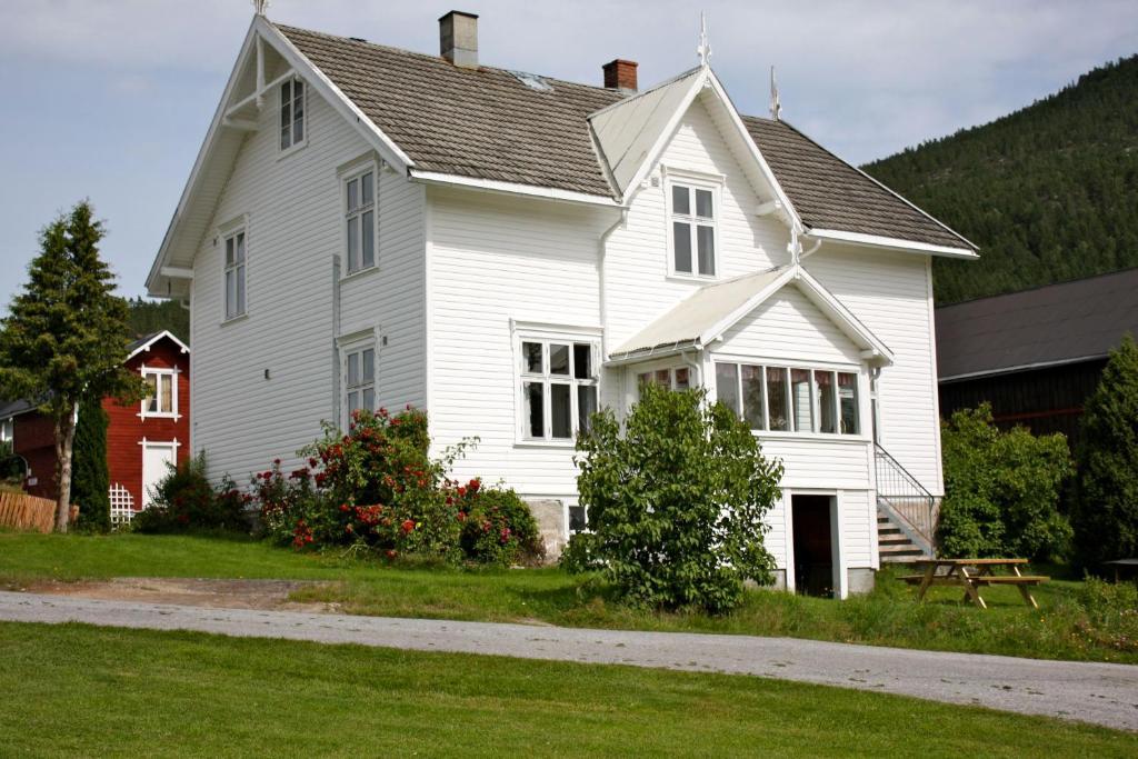 Lodge Nedre *